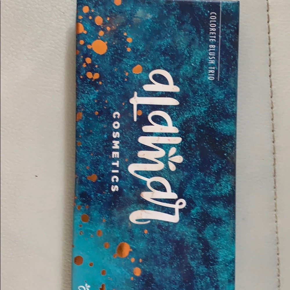 alamar cosmetics new used blush trio